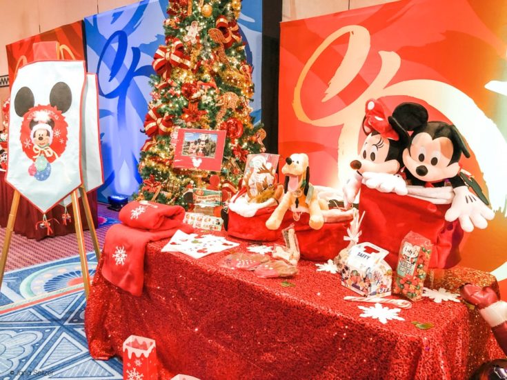 New Holiday Magic at Walt Disney World Resort 2019 Holiday Season ...