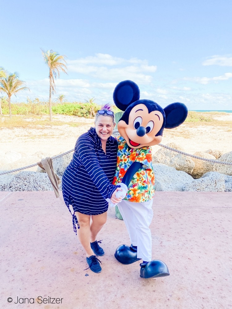 mickey photo disney castaway cay